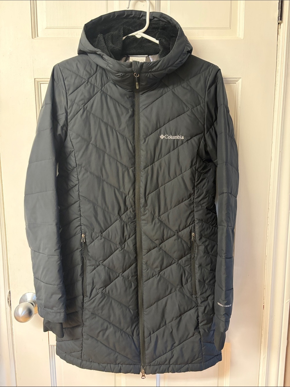 Columbia OmniHeat long black winter jacket with hood women’s size small